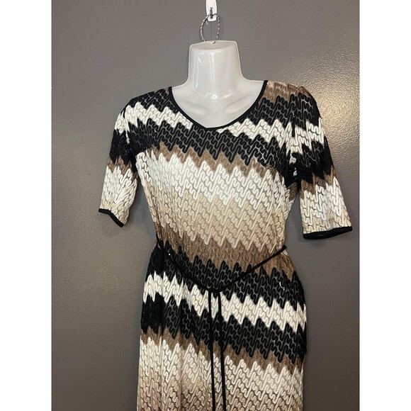 Dressbarn Dress Womens 4 Black Brown White Chevron Knit Belted Short Sleeve - Picture 1 of 9
